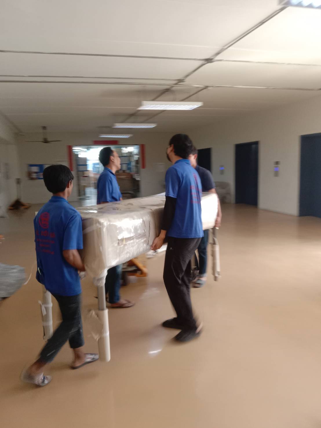 50 - https://เฮงเฮงมูฟบริการขนย้ายทั่วไทย.com | เฮง เฮง มูฟ บริการขนย้ายครบวงจร ทั้งบ้าน คอนโด สำนักงาน และตู้เซฟ โดยทีมงานมืออาชีพ พร้อมบริการแพ็คกิ้ง ถอดประกอบเฟอร์นิเจอร์อย่างปลอดภัย มีรถทุกชนิดให้บริการทั่วไทย ติดต่อได้ 24 ชม.