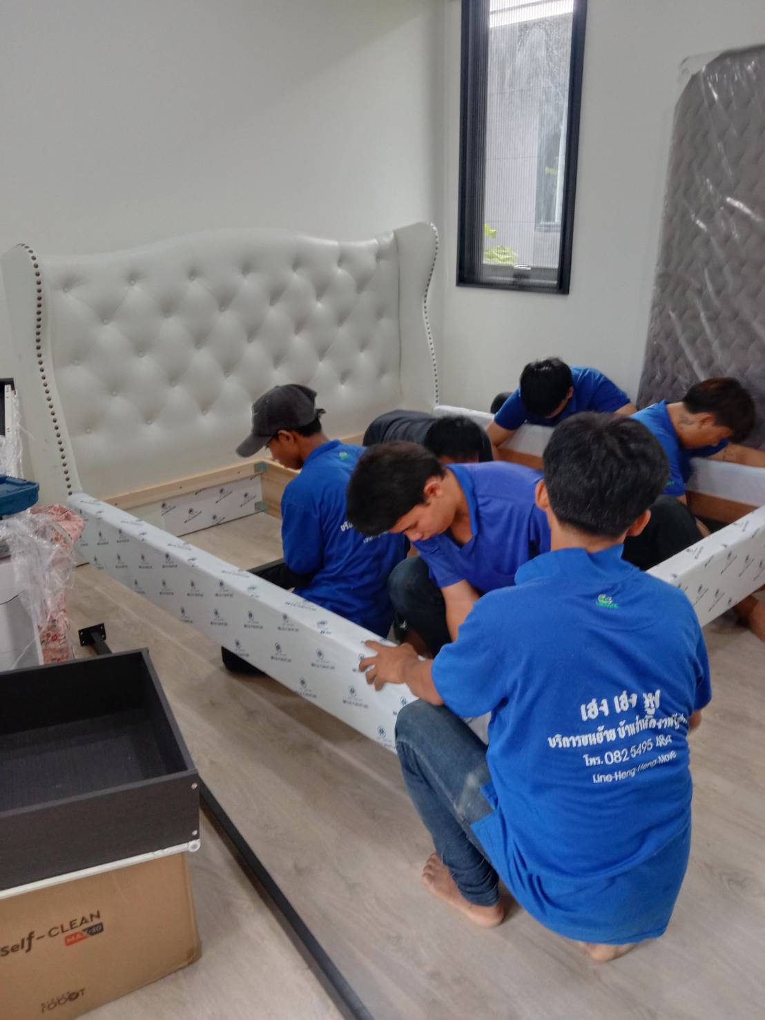 56 - https://เฮงเฮงมูฟบริการขนย้ายทั่วไทย.com | เฮง เฮง มูฟ บริการขนย้ายครบวงจร ทั้งบ้าน คอนโด สำนักงาน และตู้เซฟ โดยทีมงานมืออาชีพ พร้อมบริการแพ็คกิ้ง ถอดประกอบเฟอร์นิเจอร์อย่างปลอดภัย มีรถทุกชนิดให้บริการทั่วไทย ติดต่อได้ 24 ชม.